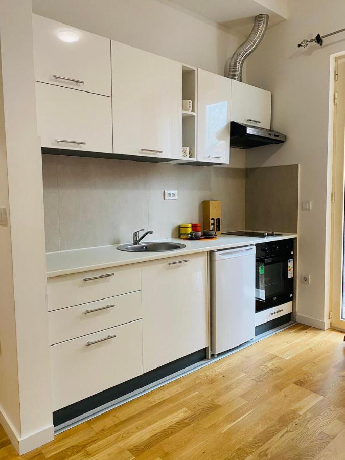 Apartment Dora Τσέτινιε Εξωτερικό φωτογραφία